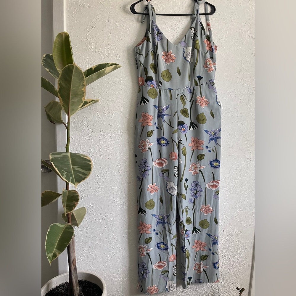 QED London tie shoulder jumpsuit in blue floral